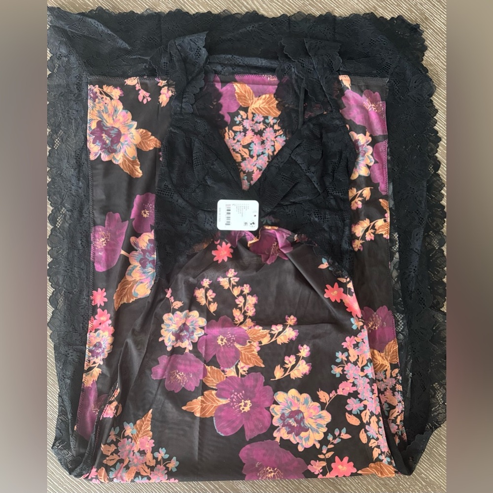 🎉LAST CHANCE🎉Free People Suddenly Fine Maxi Slip Black Combo - Picture 5 of 14